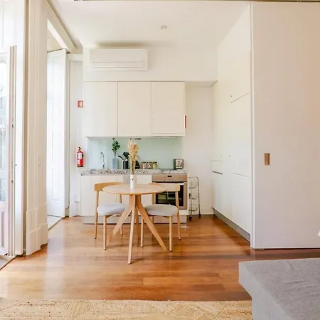 Clerigos & Galerias Loft *