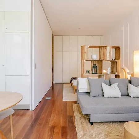 Clerigos & Galerias Loft